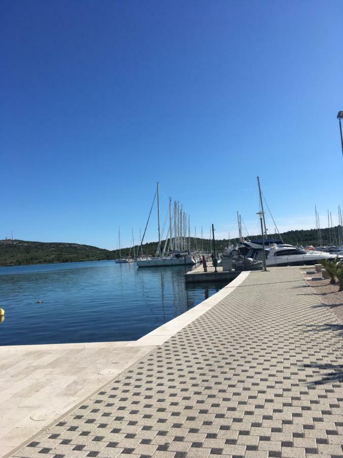 Luxury Apartments Vucinic Пировац Экстерьер фото