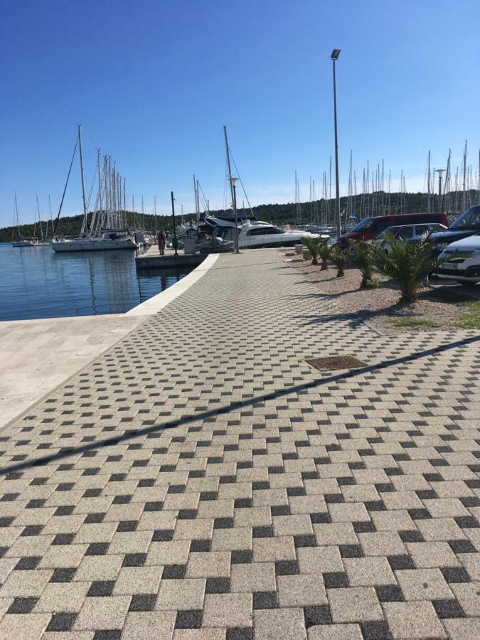 Luxury Apartments Vucinic Пировац Экстерьер фото