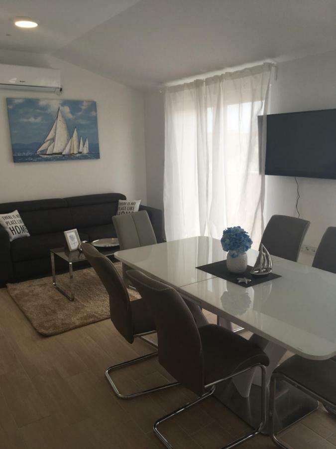 Luxury Apartments Vucinic Пировац Экстерьер фото